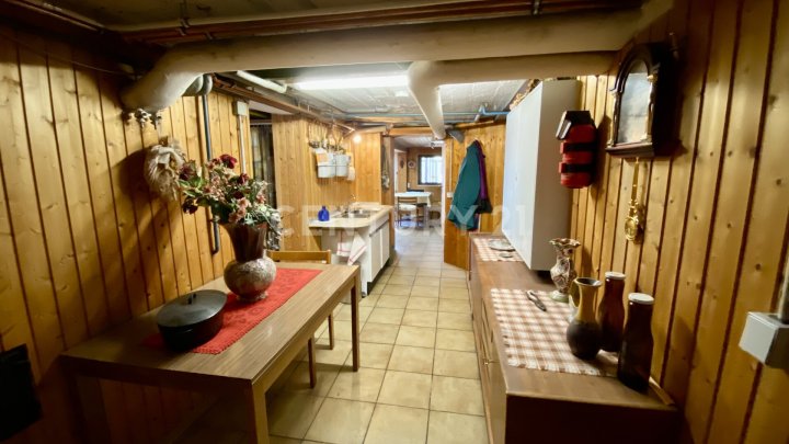 1-2 Familienhaus mit viel Platz für Ihren Wohntraum