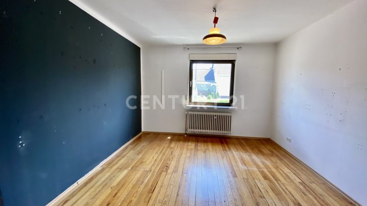 1-2 Familienhaus mit viel Platz für Ihren Wohntraum