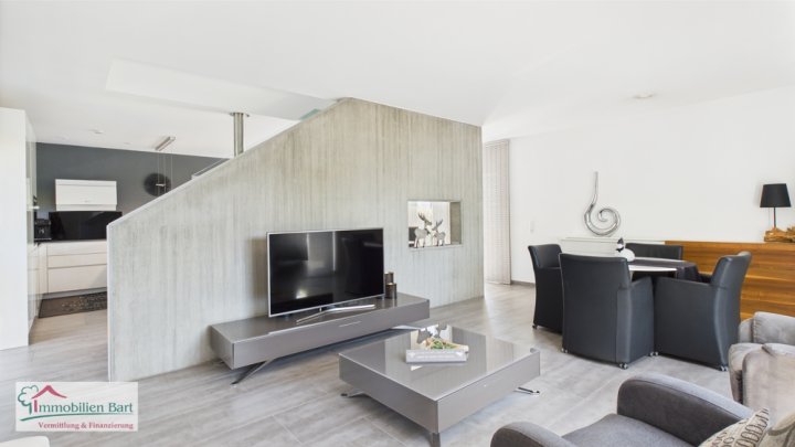 LUXURIÖSES ARCHITEKTENHAUS, MODERNES WOHNEN AUF MONT IN WINCHERINGEN