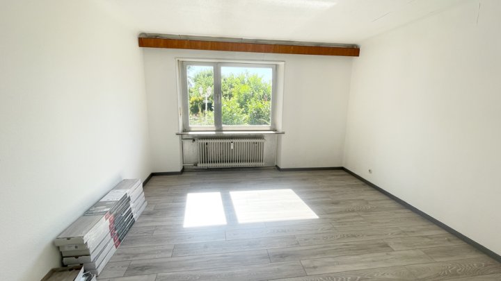 3-Familienhaus in zentraler Lage von Überherrn