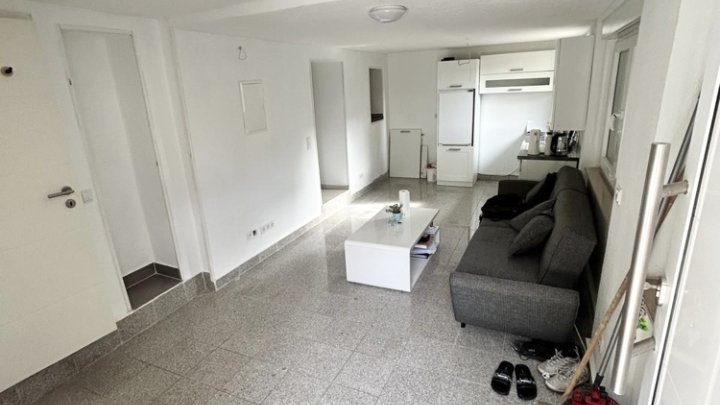 Saniertes Einfamilienhaus mit Einliegerwohnung und zusätzlichem Grundstück in ruhiger Lage von Quierschied