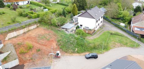 Grundstück
