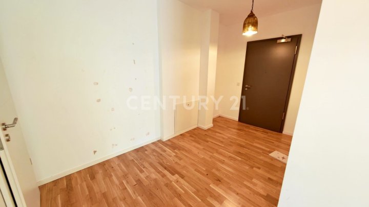 7 KERNSANIERTE WOHNUNGEN VON 76-112M², ENERGIEAUSWEIS A MIT 7 STELLPL. W17