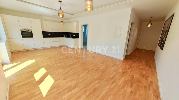 7 KERNSANIERTE WOHNUNGEN VON 76-112M², ENERGIEAUSWEIS A MIT 7 STELLPL. W17