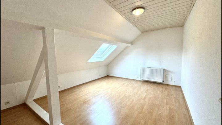 Zweifamilienhaus mit viel Platz und Entwicklungspotenzial in Wadgassen-Hostenbach