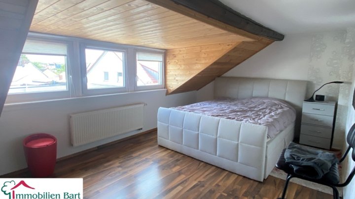 WOHLFÜHLHAUS FÜR DIE FAMILIE - CHARMANTES EINFAMILIENHAUS MIT GARTEN IN SAARLOUIS-RODEN