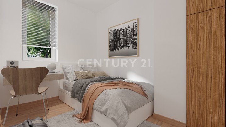 Charmante Dachgeschosswohnung mit Balkon und Gartenzugang
