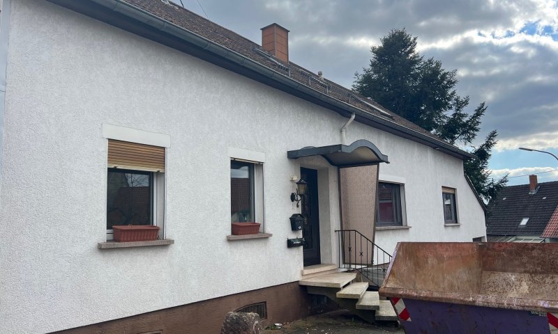 Vermietetes renovierungsbedürftiges 1-2 Familienhaus in Namborn-OT zu verkaufen
