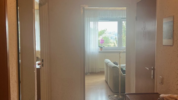 Schön geschnittene Eigentumswohnung in einem Mehrfamilienhaus in Saarlouis Nähe Innenstadt zu verkaufen