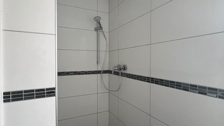 Renovierte Doppelhaushälfte mit Ausbaupotential in Illingen-Uchtelfangen zu verkaufen