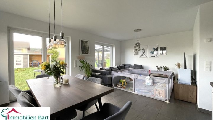 MASSIV ERRICHTETER NEUBAU IN MERZIG-BIETZEN!