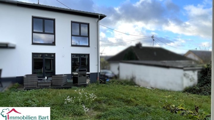 MASSIV ERRICHTETER NEUBAU IN MERZIG-BIETZEN!