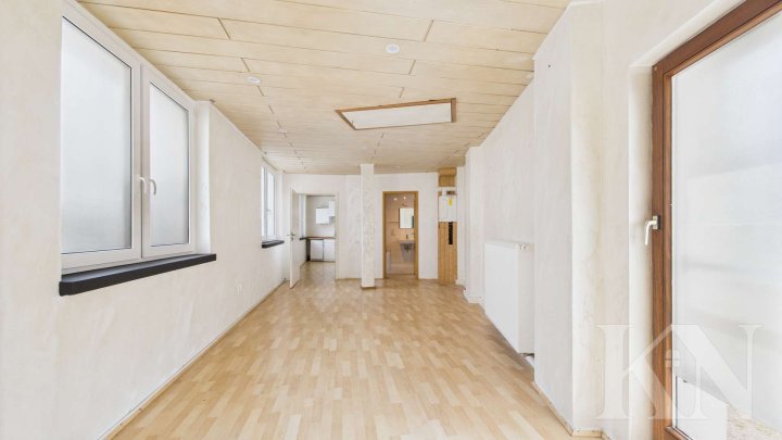 Sanierte Gewerbeeinheit im Zentrum von Illingen!