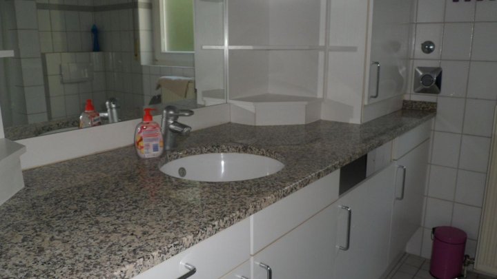 PROVISIONSFREI!!  Sehr schöne ruhige Wohnung zentrumsnah in Saarlouis zu vermieten