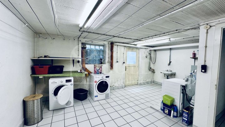 Helle 4ZKB Wohnung im Obergeschoss - mit Balkon und Garage in St. Ingbert-Hassel