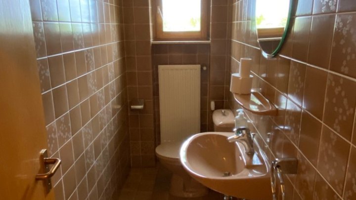 Renditeobjekt: Gästehaus (4-FH) mit 15 Zimmern in Uni-Nähe