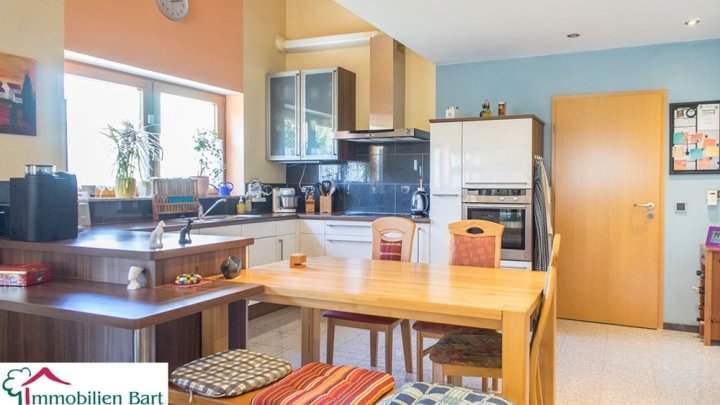 GRENZE L-REMICH: MODERNES WOHNHAUS MIT 80 M² GARAGEN!