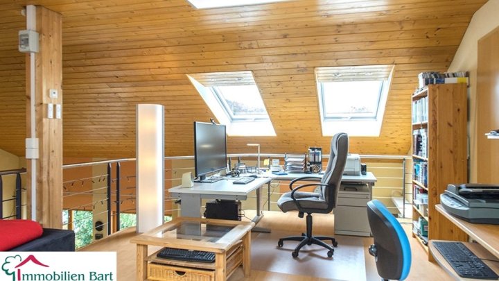 GRENZE L-REMICH: MODERNES WOHNHAUS MIT 80 M² GARAGEN!