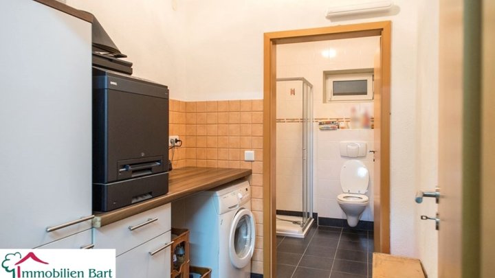 GRENZE L-REMICH: MODERNES WOHNHAUS MIT 80 M² GARAGEN!