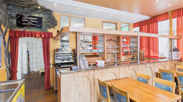 Leben und Arbeiten unter einem Dach – Haus mit Pizzeria und Potenzial