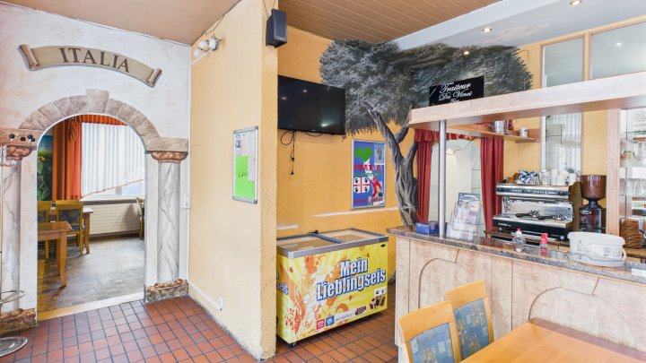 Leben und Arbeiten unter einem Dach – Haus mit Pizzeria und Potenzial