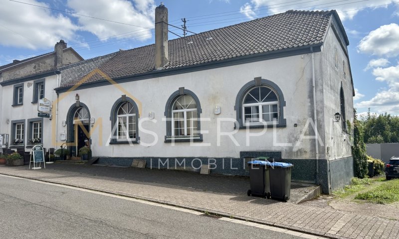 Vielseitiges Wohn- und Gewerbeobjekt in Berus