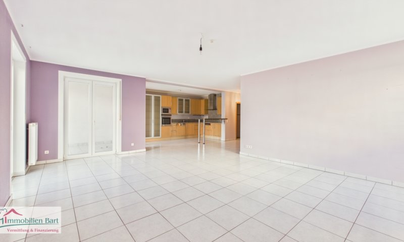 91 M² WOHNUNG DIREKT AN DER LUX. GRENZE IN BESCH