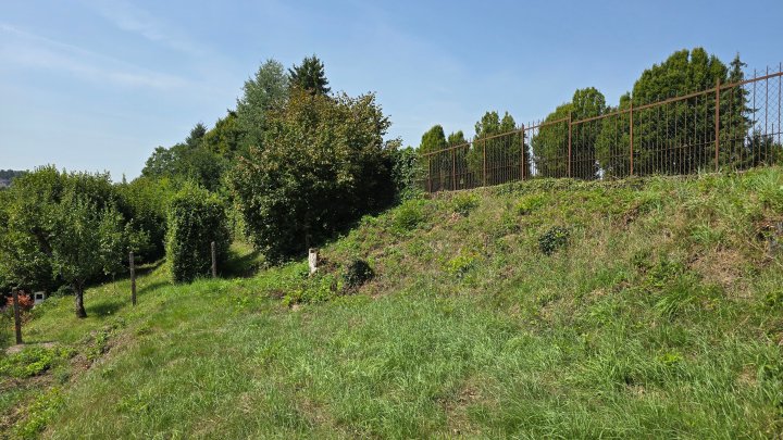 Großzügiges Ein- Zweifamilienhaus in Hüttersdorf