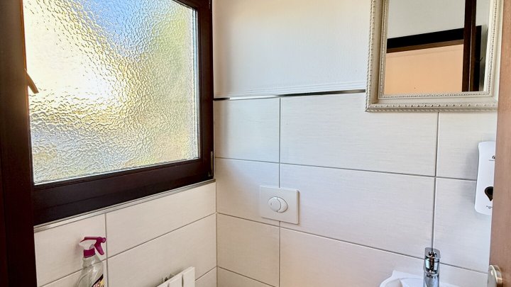 Freistehender Bungalow mit großzügigem Garten in ruhiger Wohngegend von Überherrn zu verkaufen