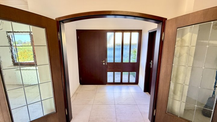 Freistehender Bungalow mit großzügigem Garten in ruhiger Wohngegend von Überherrn zu verkaufen