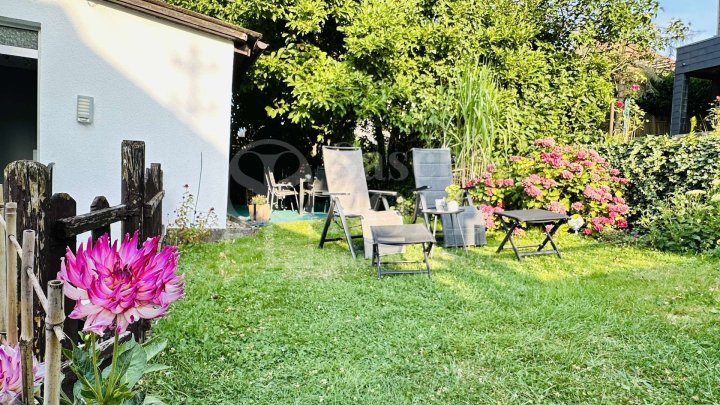 Familienfreundliches Reihenendhaus in Bildstock – großzügig, modern und gepflegt