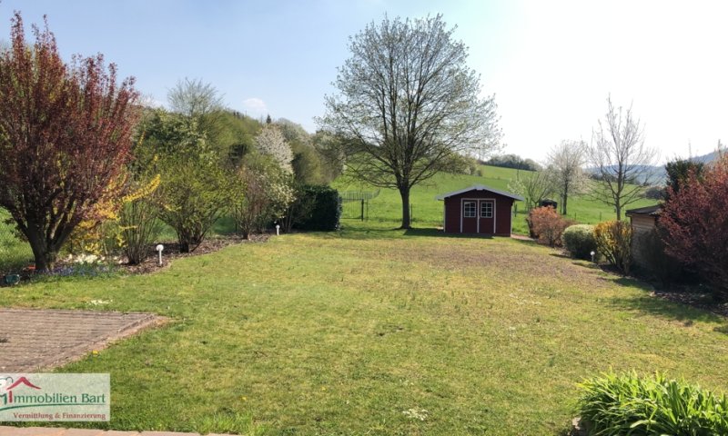 EINZIEHEN & WOHLFÜHLEN - HOCHWERTIGES WOHNHAUS MIT GARTEN UND GARAGE!