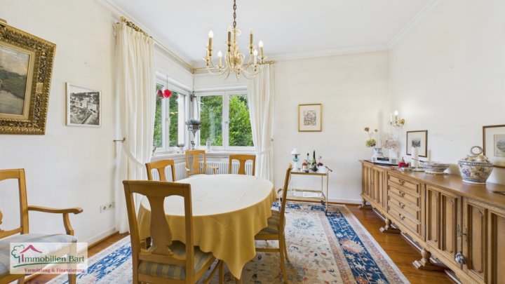 PERL: WOHNHAUS MIT CHARME + BAUGRUNDSTÜCK (gesamt 40 AR)