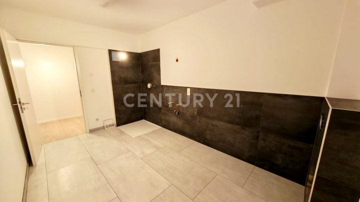 LUXUS PUR: 146m² NEUBAU-Wohnung mit GIGA Fernblick über ganz SB in Toplage, Riesen Terr. Garage
