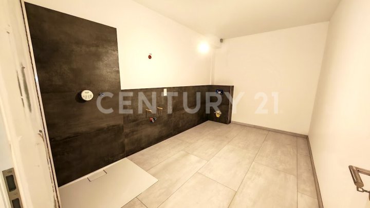 LUXUS PUR: 146m² NEUBAU-Wohnung mit GIGA Fernblick über ganz SB in Toplage, Riesen Terr. Garage