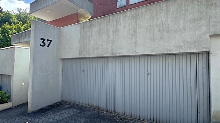 Helle renovierte 4-ZKB mit Balkon + Garage in Höhenlage / St.Arnual