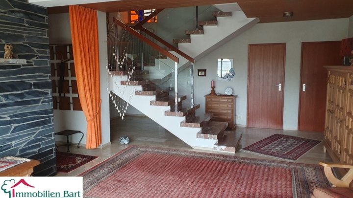 2 HÄUSER (518 M² WFL.) AM STADTRAND VON MERZIG