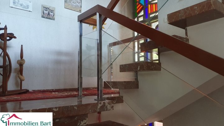 2 HÄUSER (518 M² WFL.) AM STADTRAND VON MERZIG