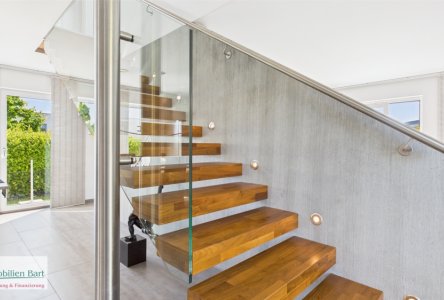 Treppe ins OG