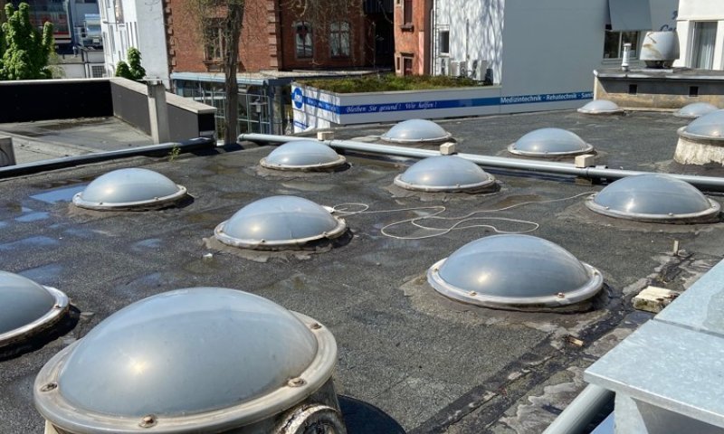Entwicklungsobjekt, sanierungsbedürftige ehemalige Verkaufsfläche in zentraler City-Lage
