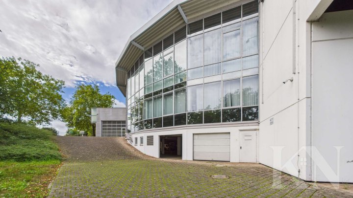 Gewerbeimmobilie in Saarlouis – Vielseitig nutzbar mit optimaler Infrastruktur!