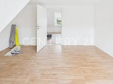 Zimmer 4 - Kinderzimmer mit Blick zur Bürotür