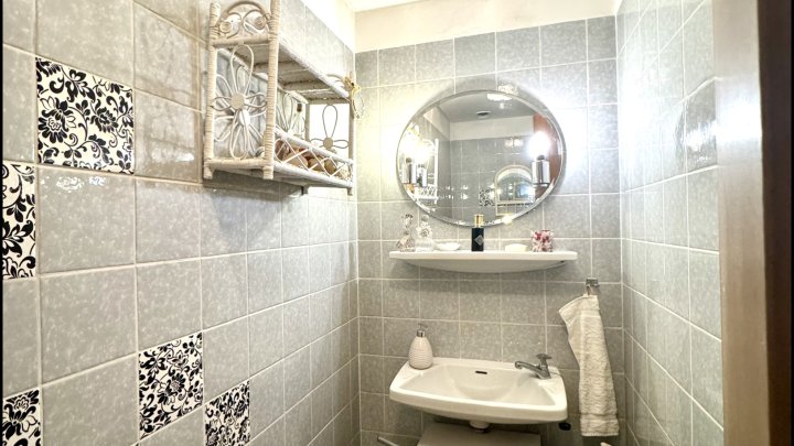 Großzügige Eigentumswohnung mit Fernblick in Saarbrücken - Uni Nähe