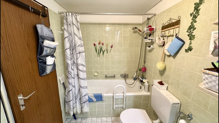 Großzügige Eigentumswohnung mit Fernblick in Saarbrücken - Uni Nähe