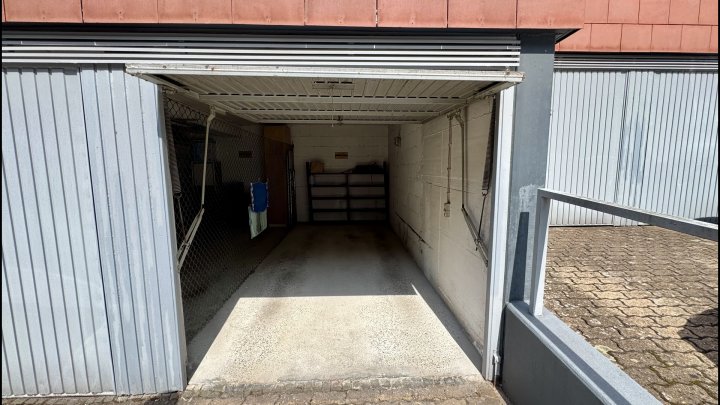 Großzügige Eigentumswohnung mit Fernblick in Saarbrücken - Uni Nähe