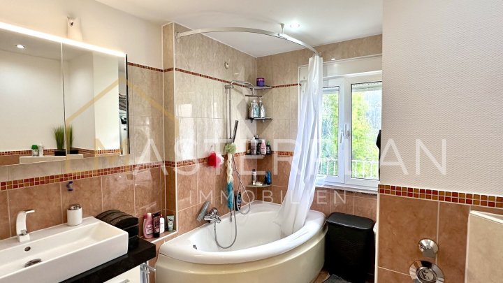 Charmante 4-ZKB-Eigentumswohnung mit Balkon