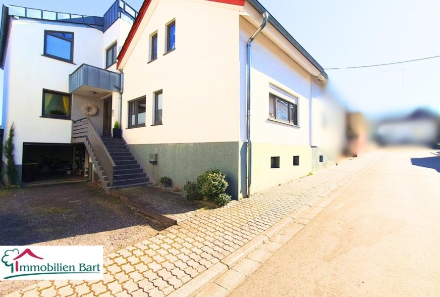 seitl. Straßenansicht