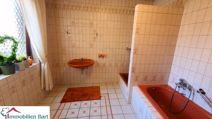 BECKINGEN: 187 M² WOHNHAUS IN TOP LAGE