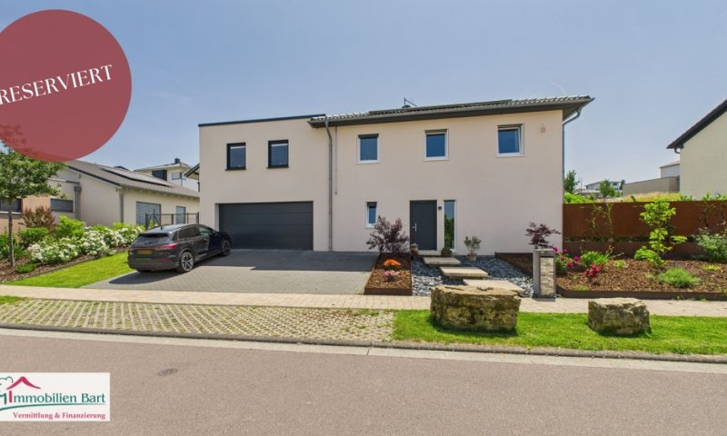 VIS À VIS L-WORMELDANGE: FAMILIENGLÜCK MIT PV ANLAGE IN WINCHERINGEN!