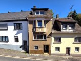 Frontansicht des Hauses 